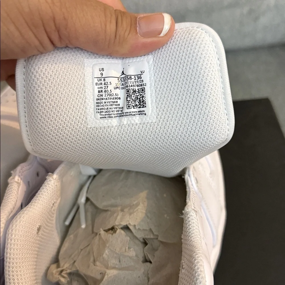 Brand New Jordan 1- Mens
